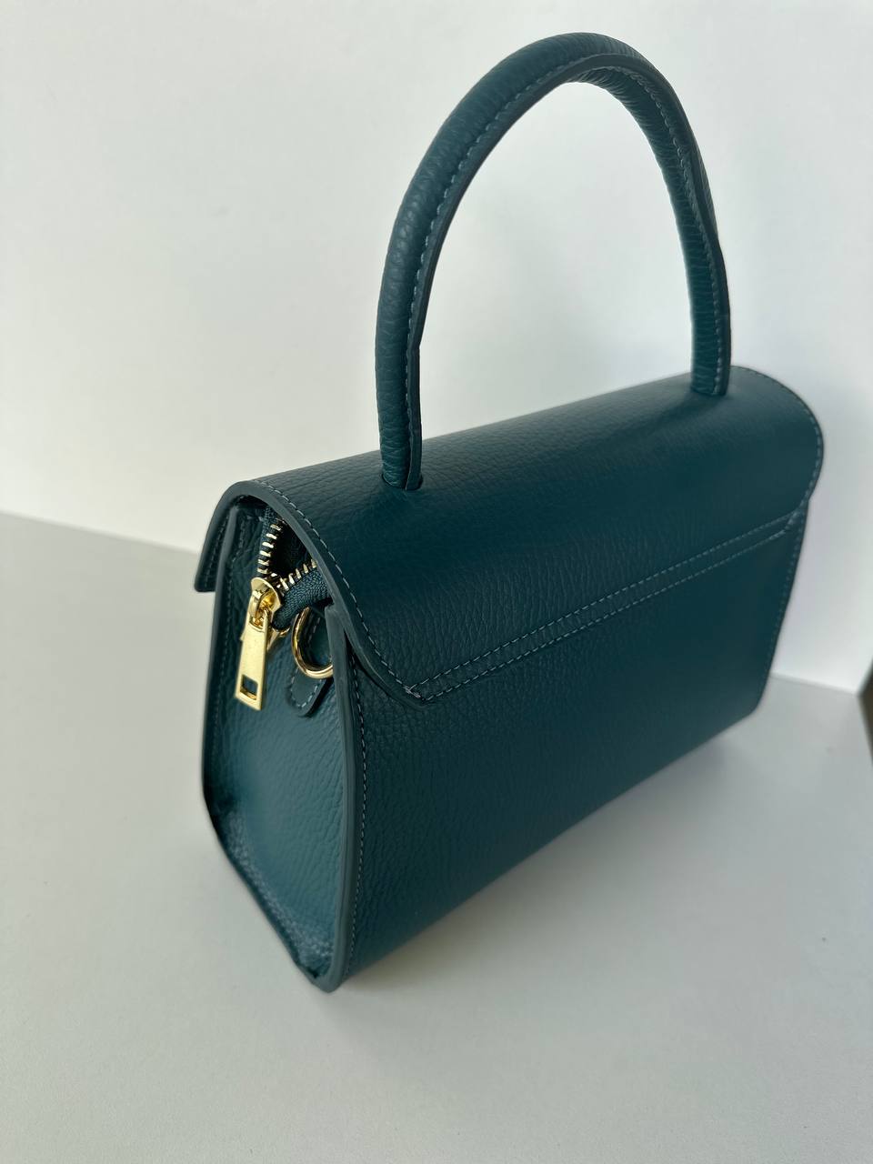 Фото Leather Country