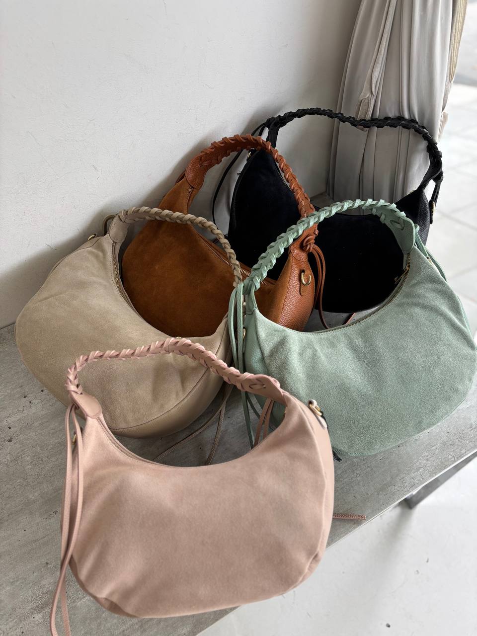 Фото Leather Country