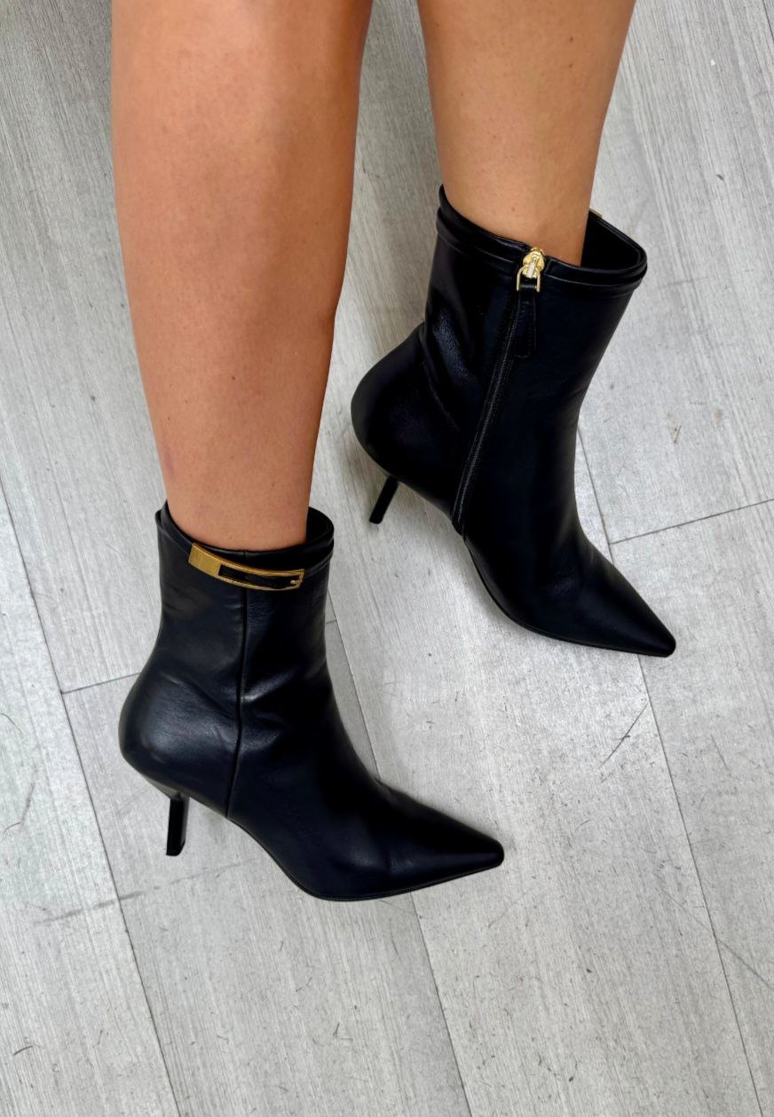 Spazio moda - Обувь