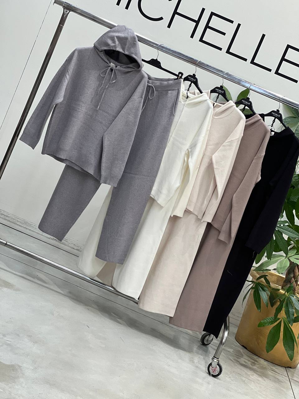 Фото Amelie Follies (Michelle)