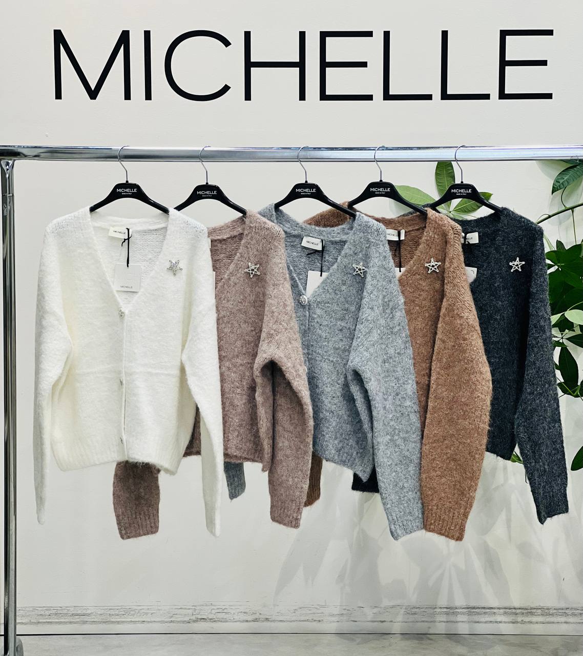Amelie Follies (Michelle)