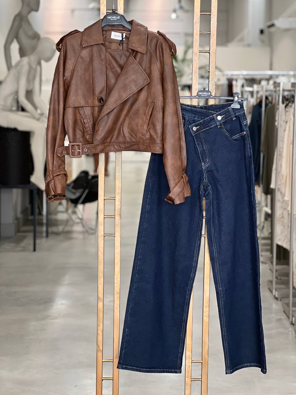 Фото Amelie Follies (Michelle)