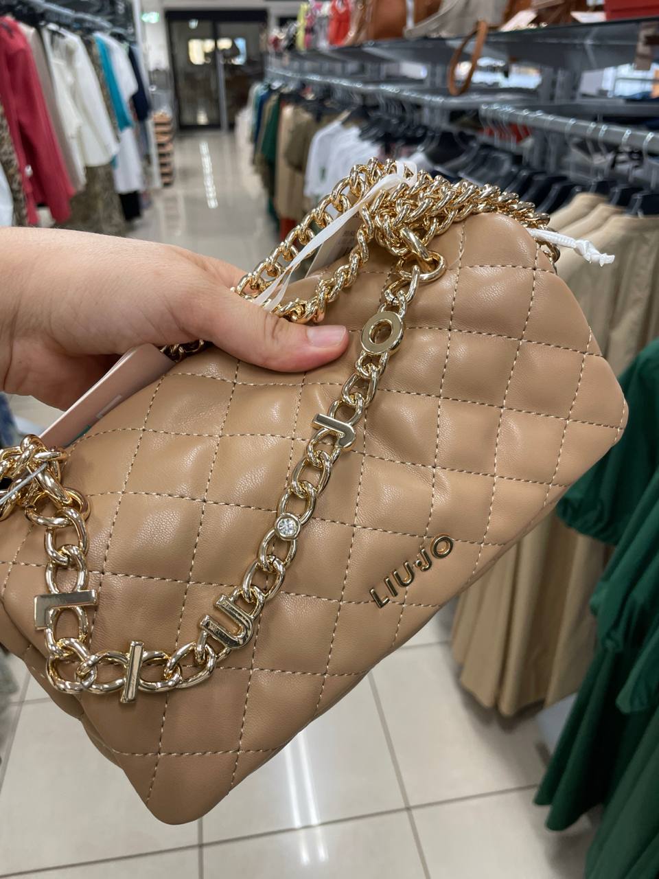 Фото Outlet