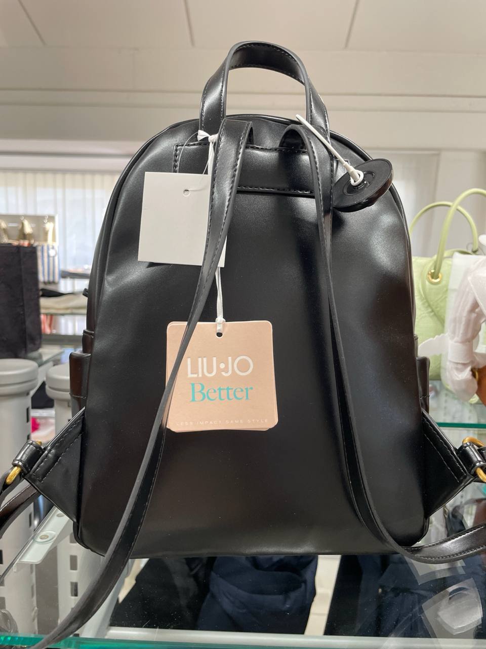 Фото Outlet