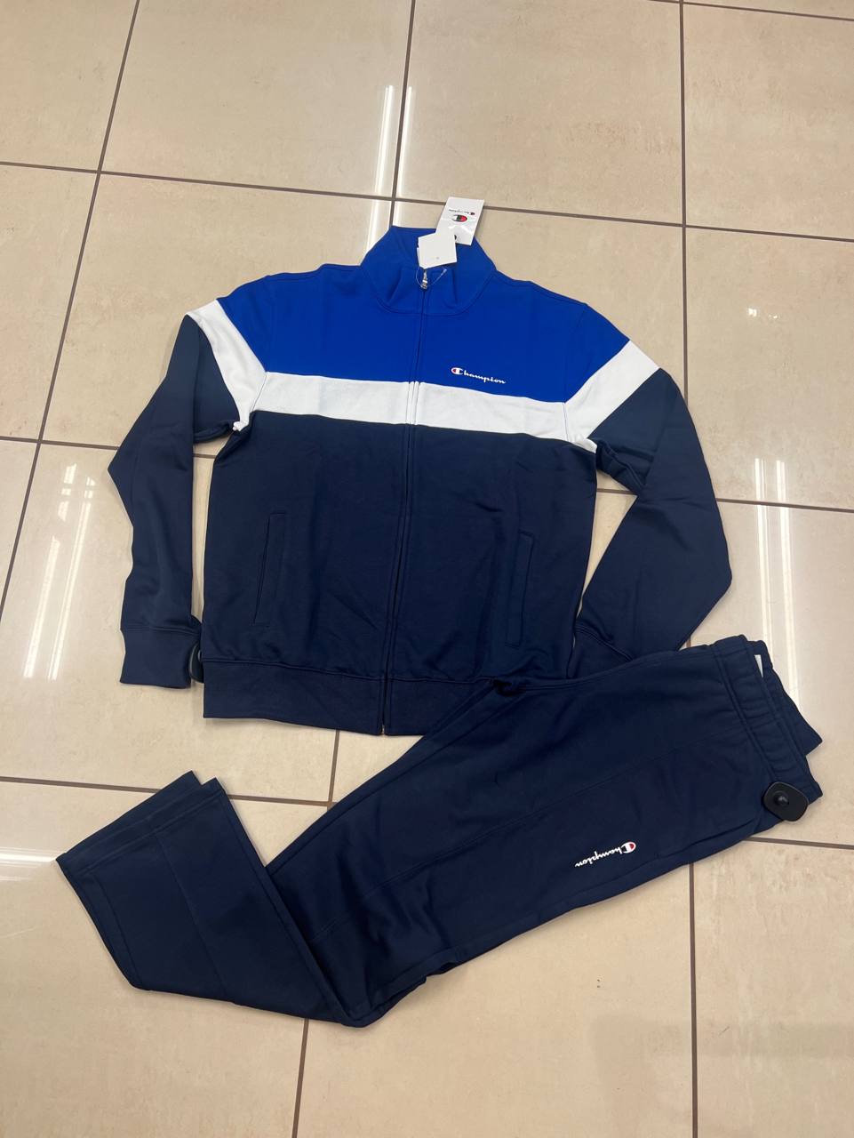 Фото Outlet