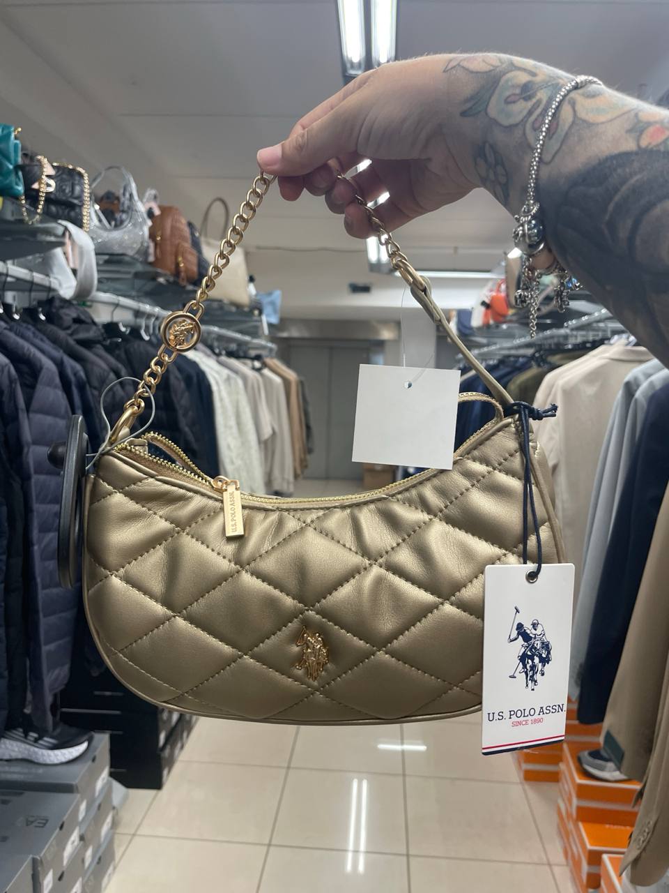 Итальянская одежда, бренд Outlet, арт. 73837990