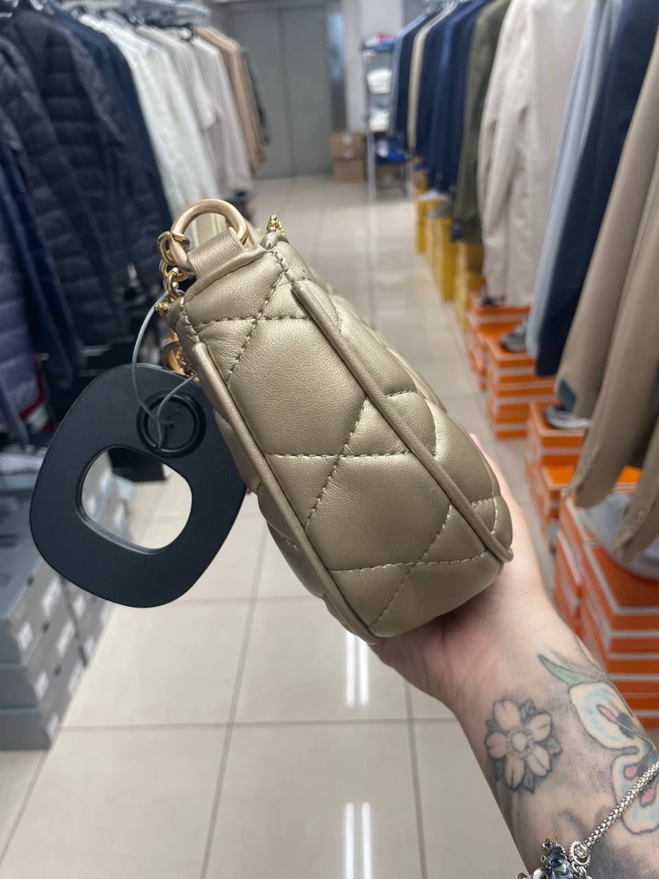 Итальянская одежда, бренд Outlet, арт. 73837991