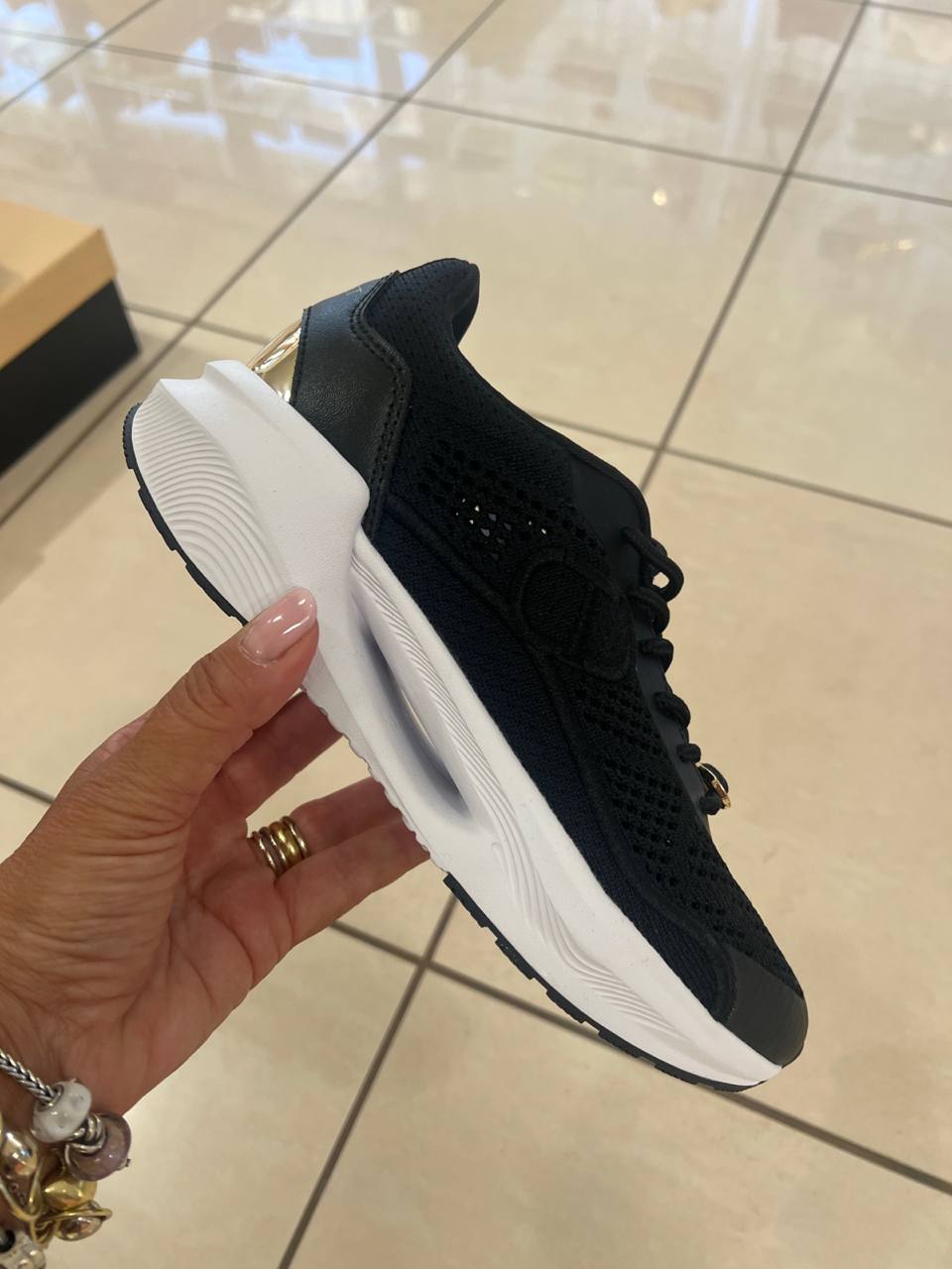 Фото Outlet