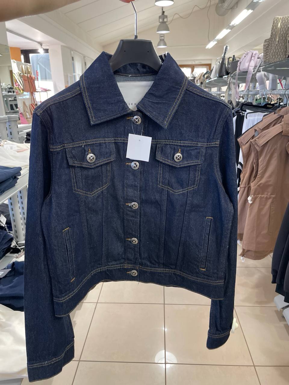 Фото Outlet