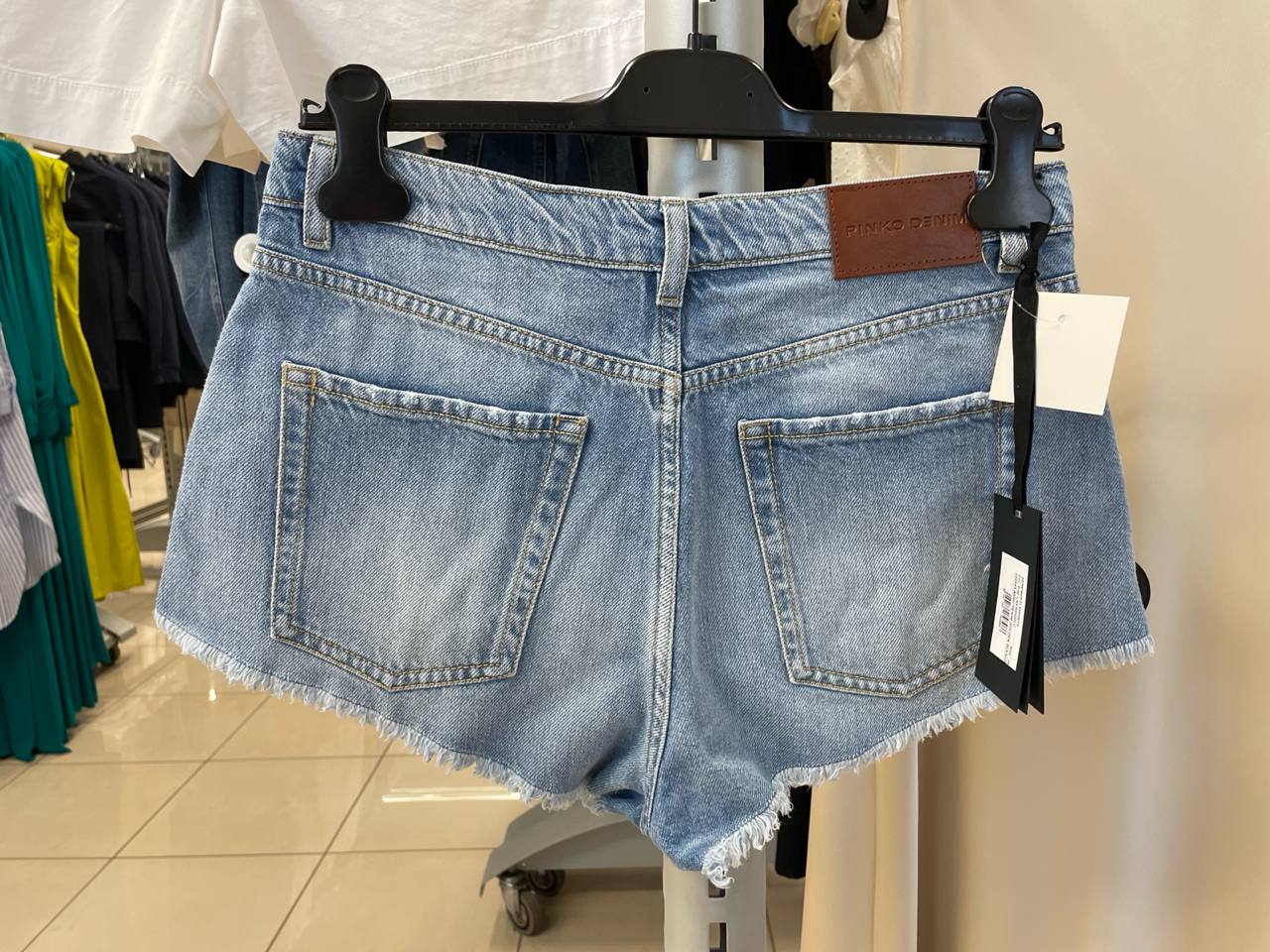 Фото Outlet