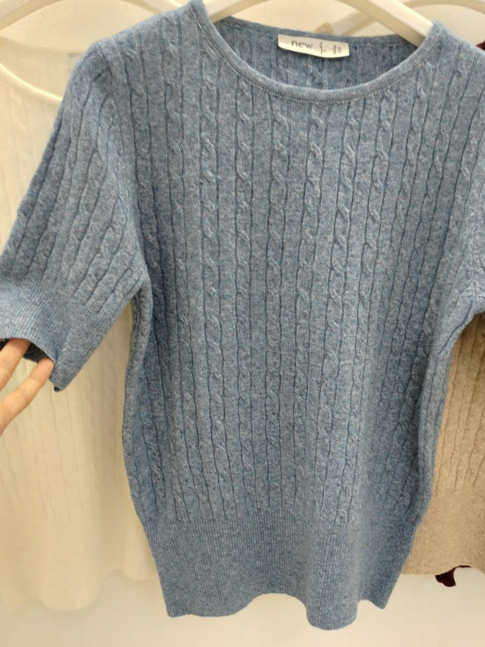 New J Фото New J