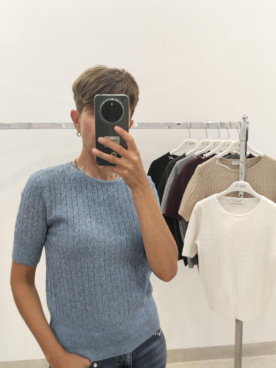 New J Фото New J