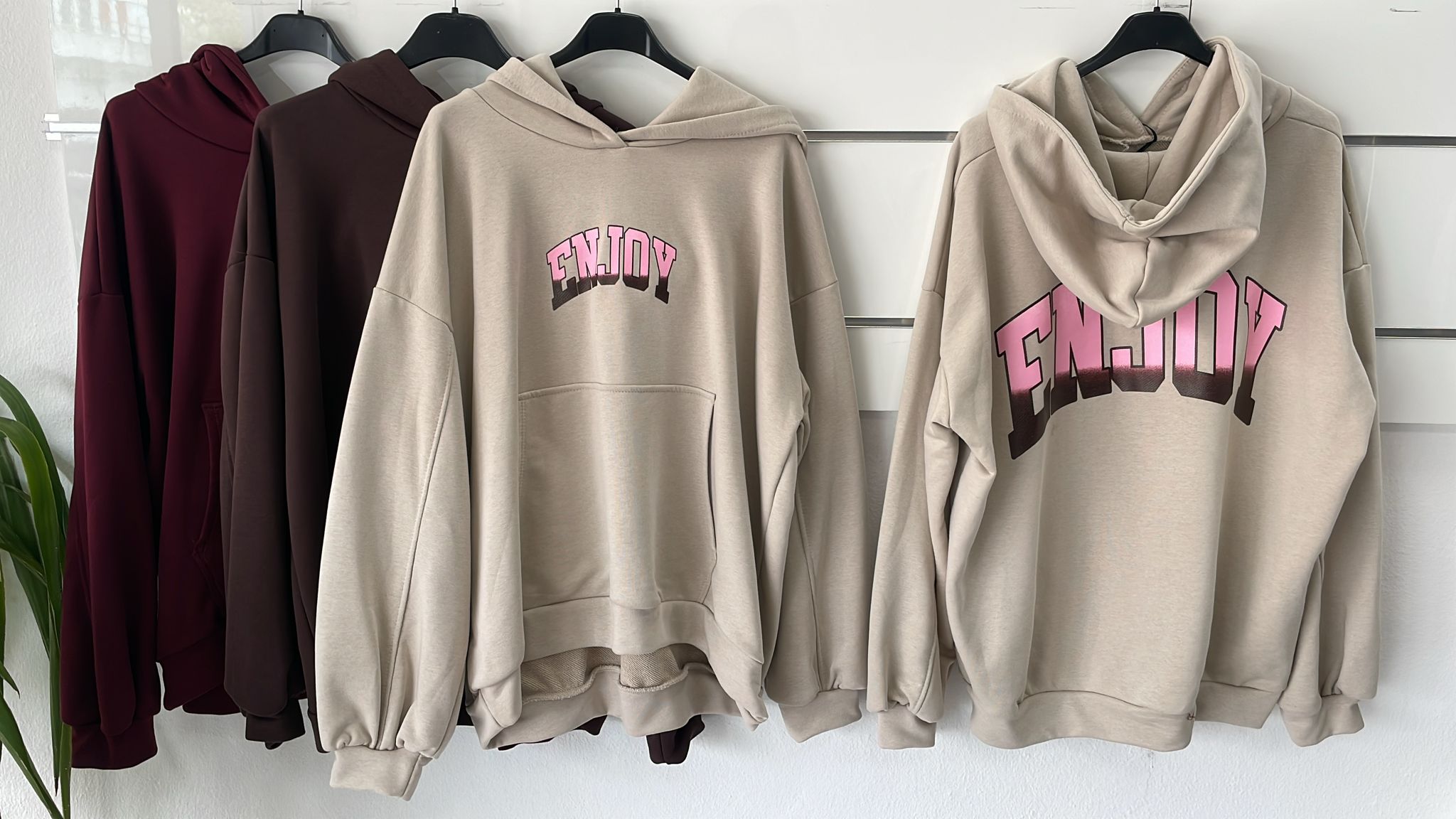 Joie Clair (J-Clair)