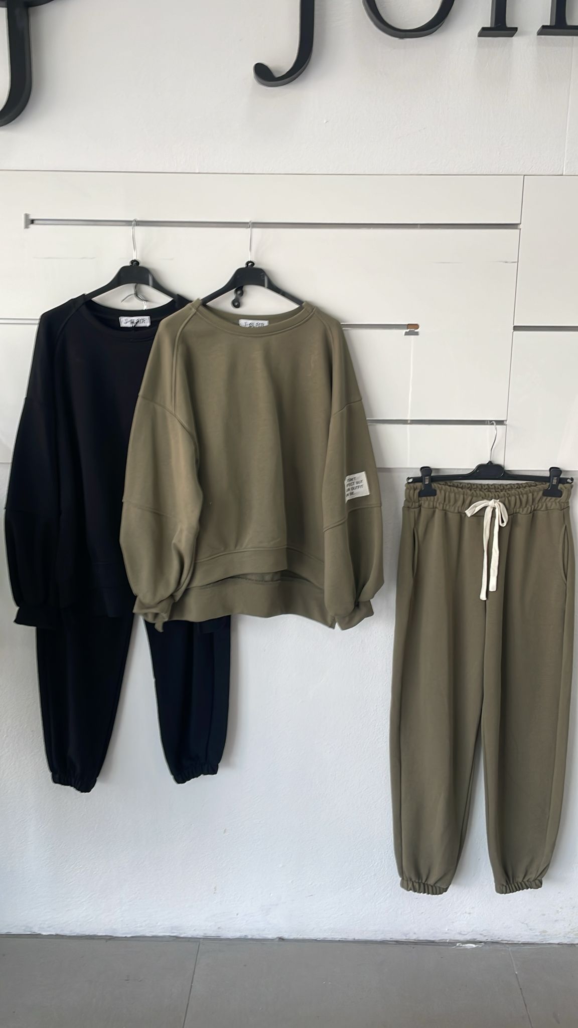 Joie Clair (J-Clair)