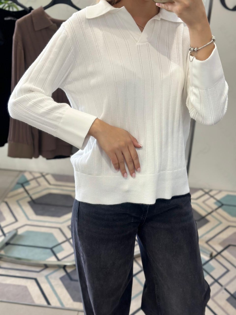 Joie Clair (J-Clair)