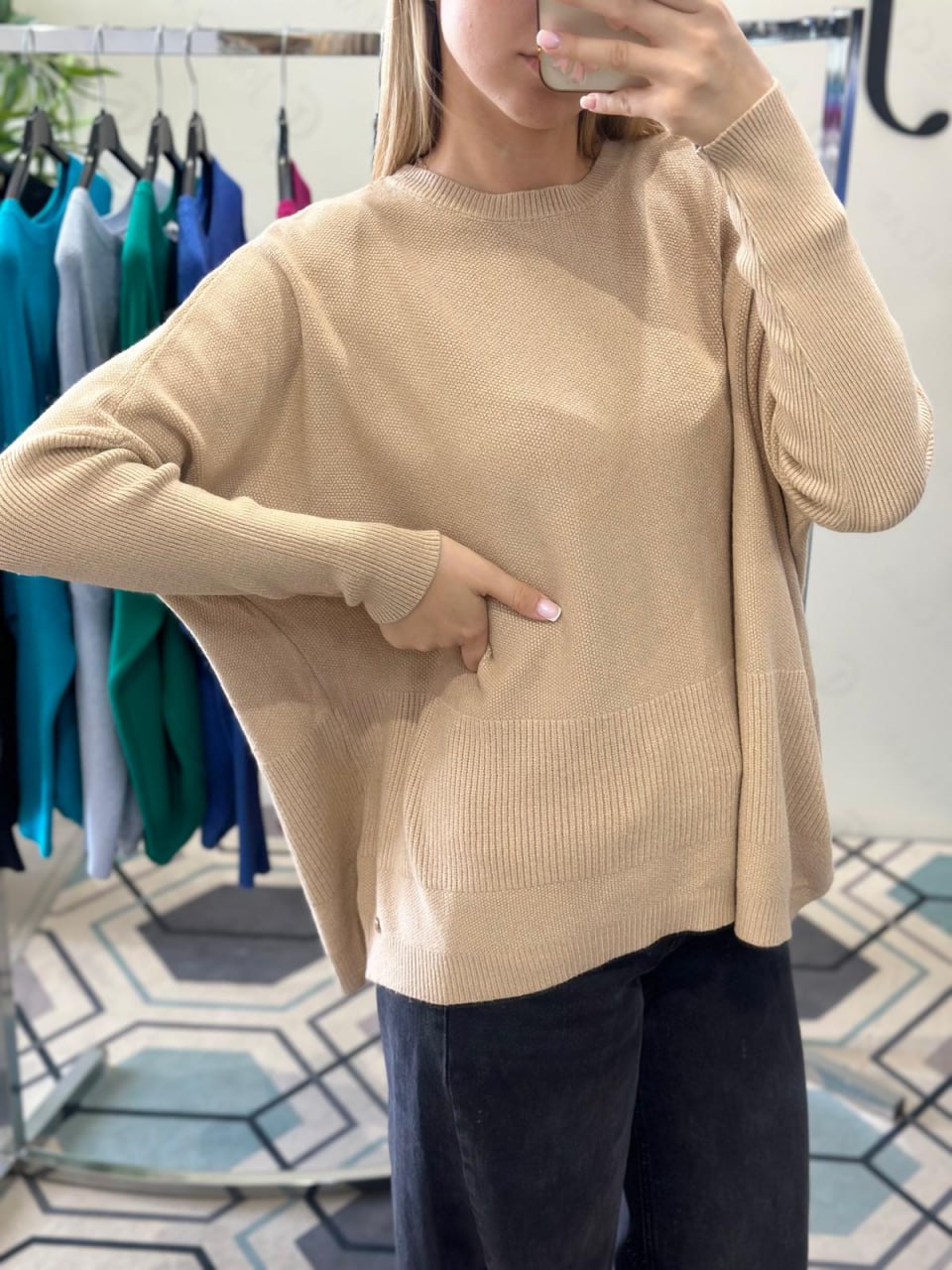 Joie Clair (J-Clair)