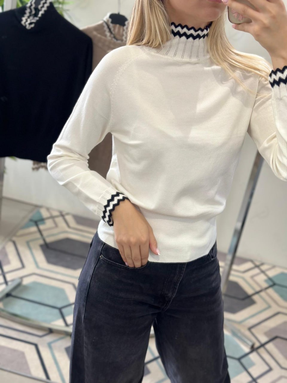 Joie Clair (J-Clair)