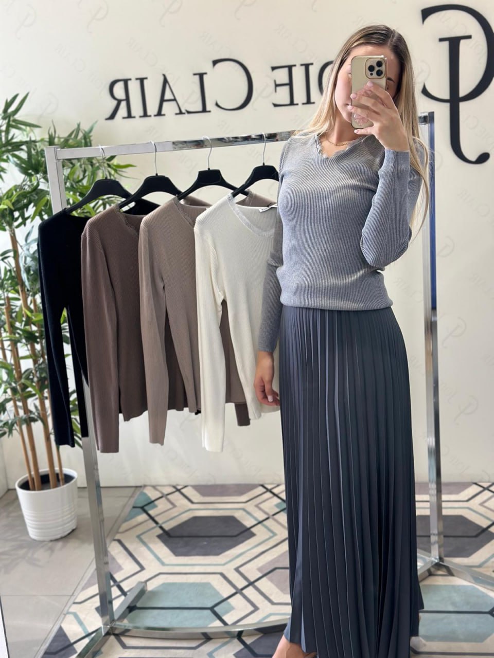 Joie Clair (J-Clair)