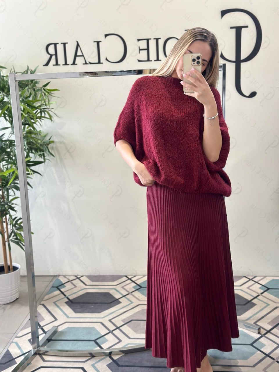 Joie Clair (J-Clair)