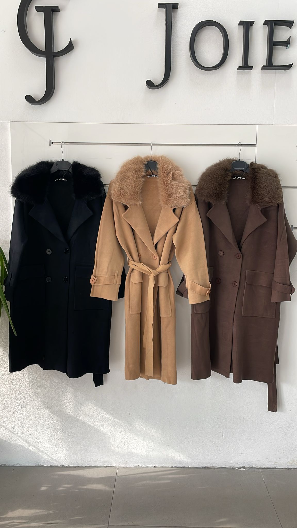 Фото Joie Clair (J-Clair)