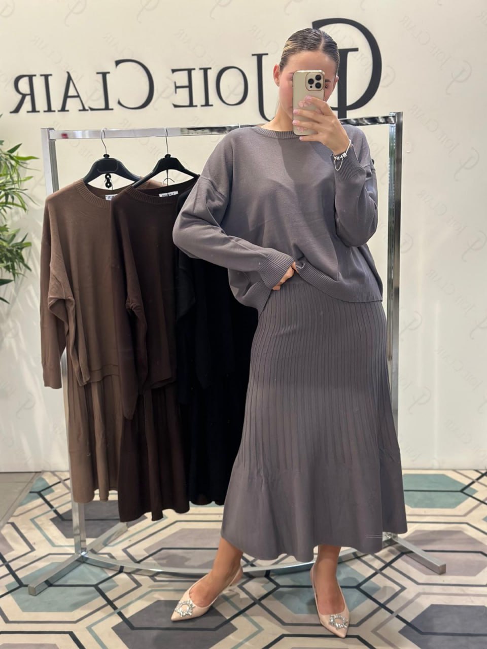 Joie Clair (J-Clair)