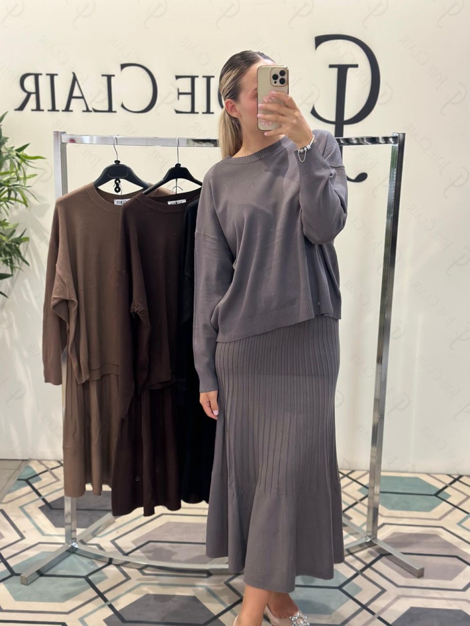 Joie Clair (J-Clair)