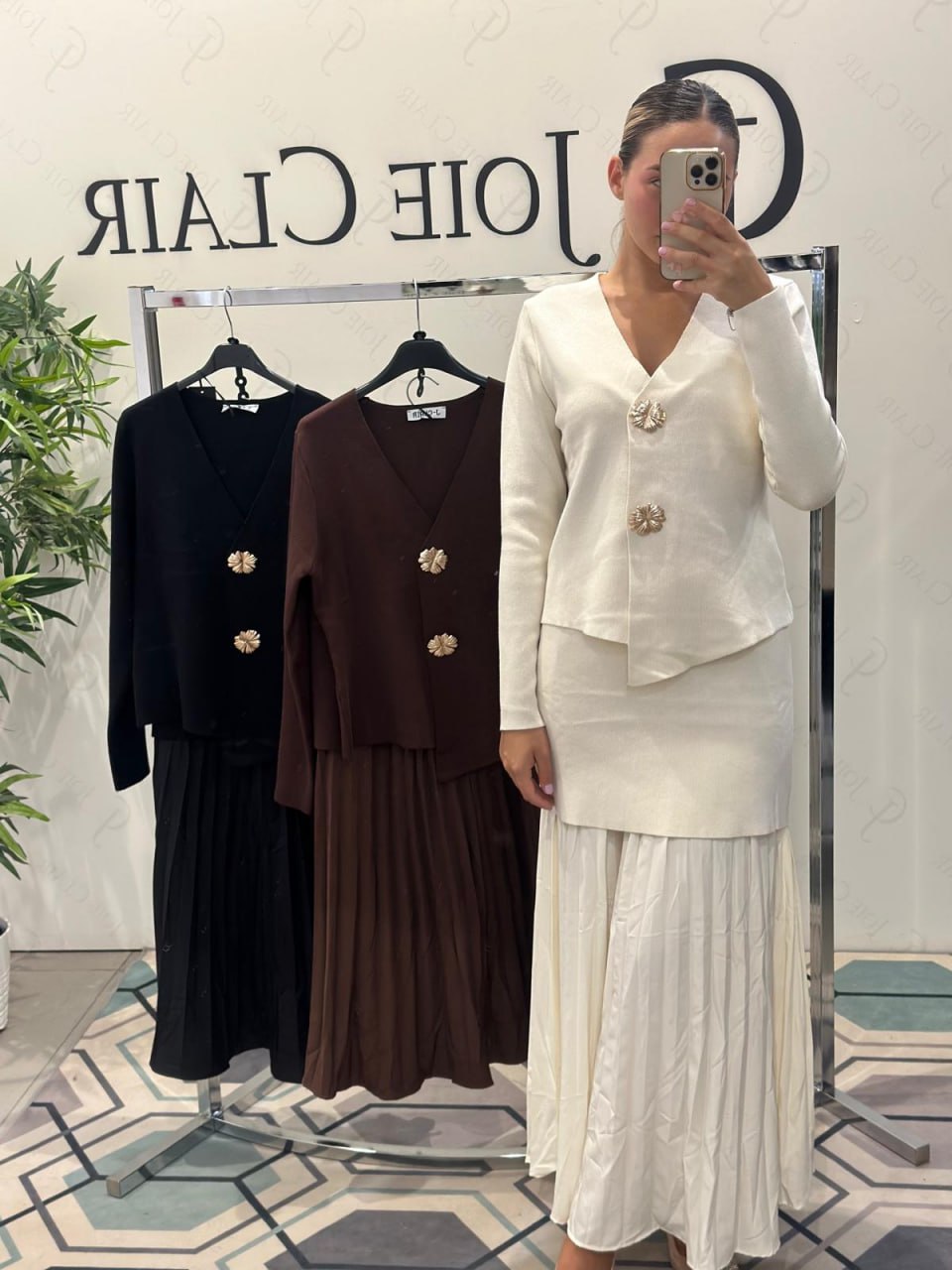 Joie Clair (J-Clair)