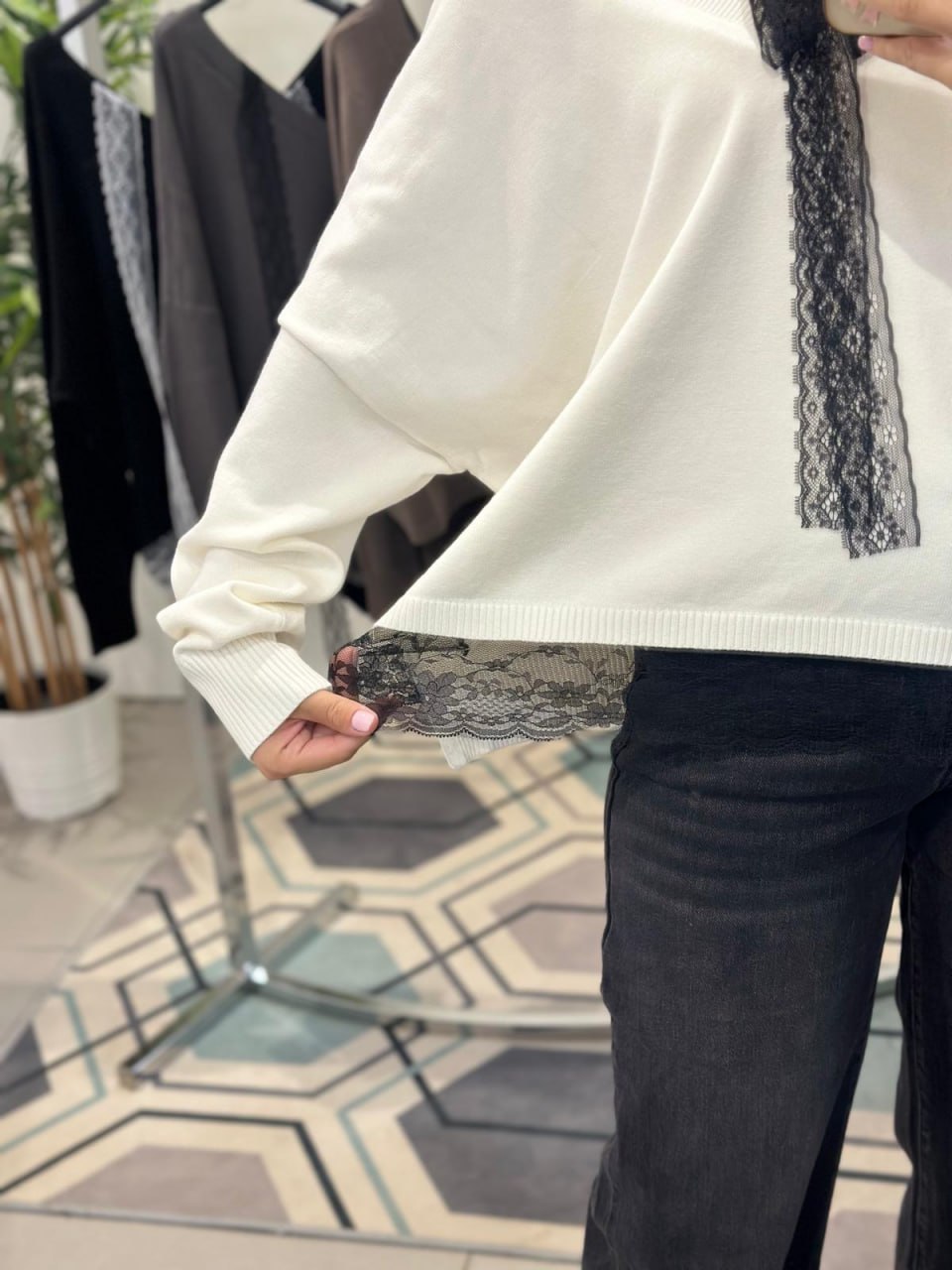 Joie Clair (J-Clair)