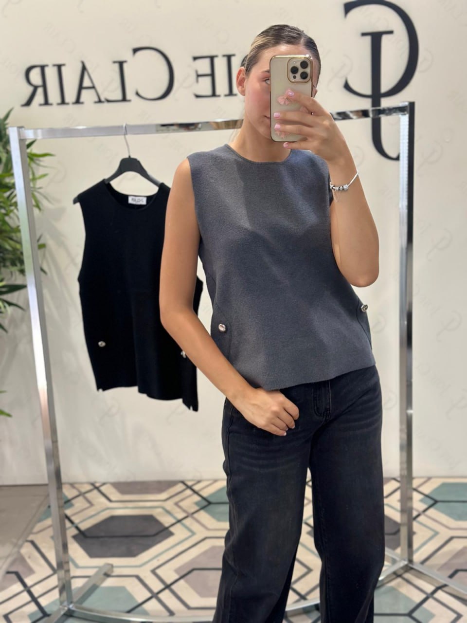 Joie Clair (J-Clair)