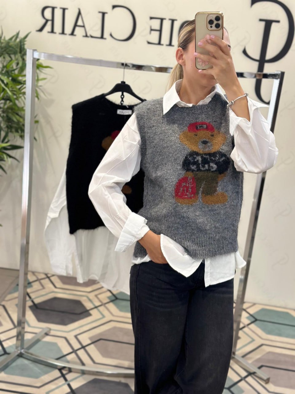 Joie Clair (J-Clair)