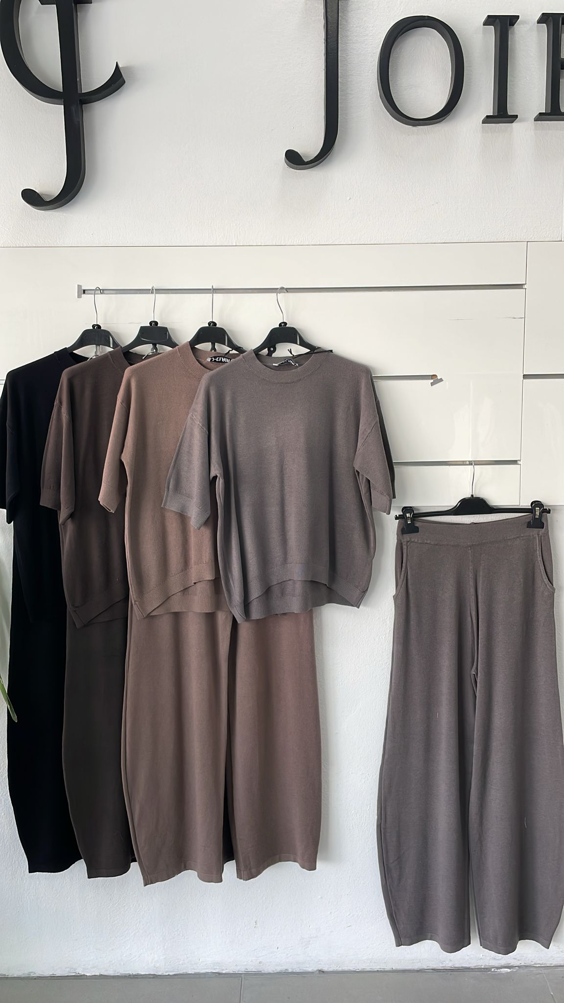 Joie Clair (J-Clair)