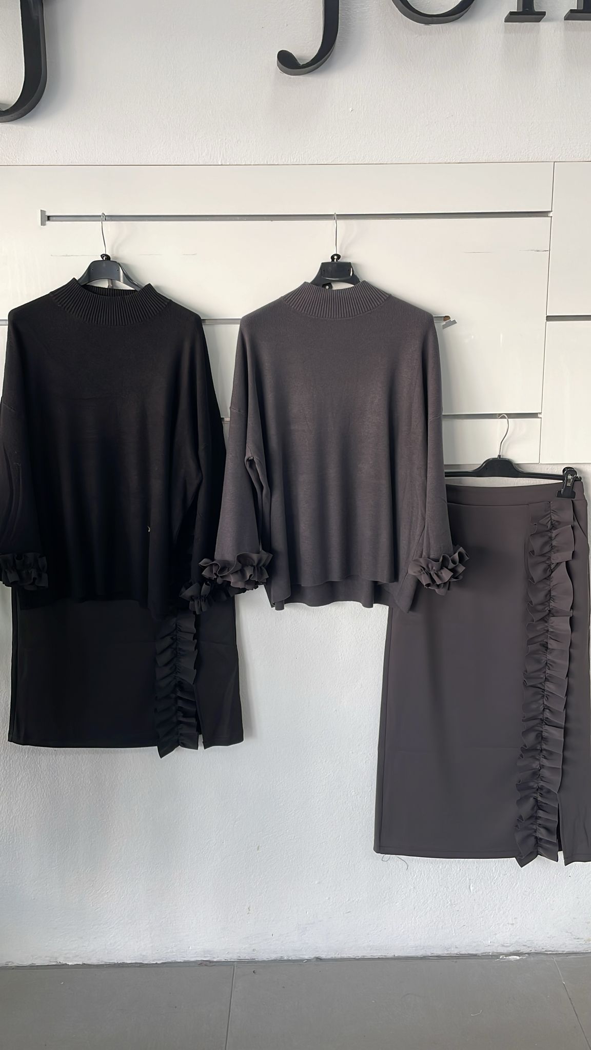 Joie Clair (J-Clair)