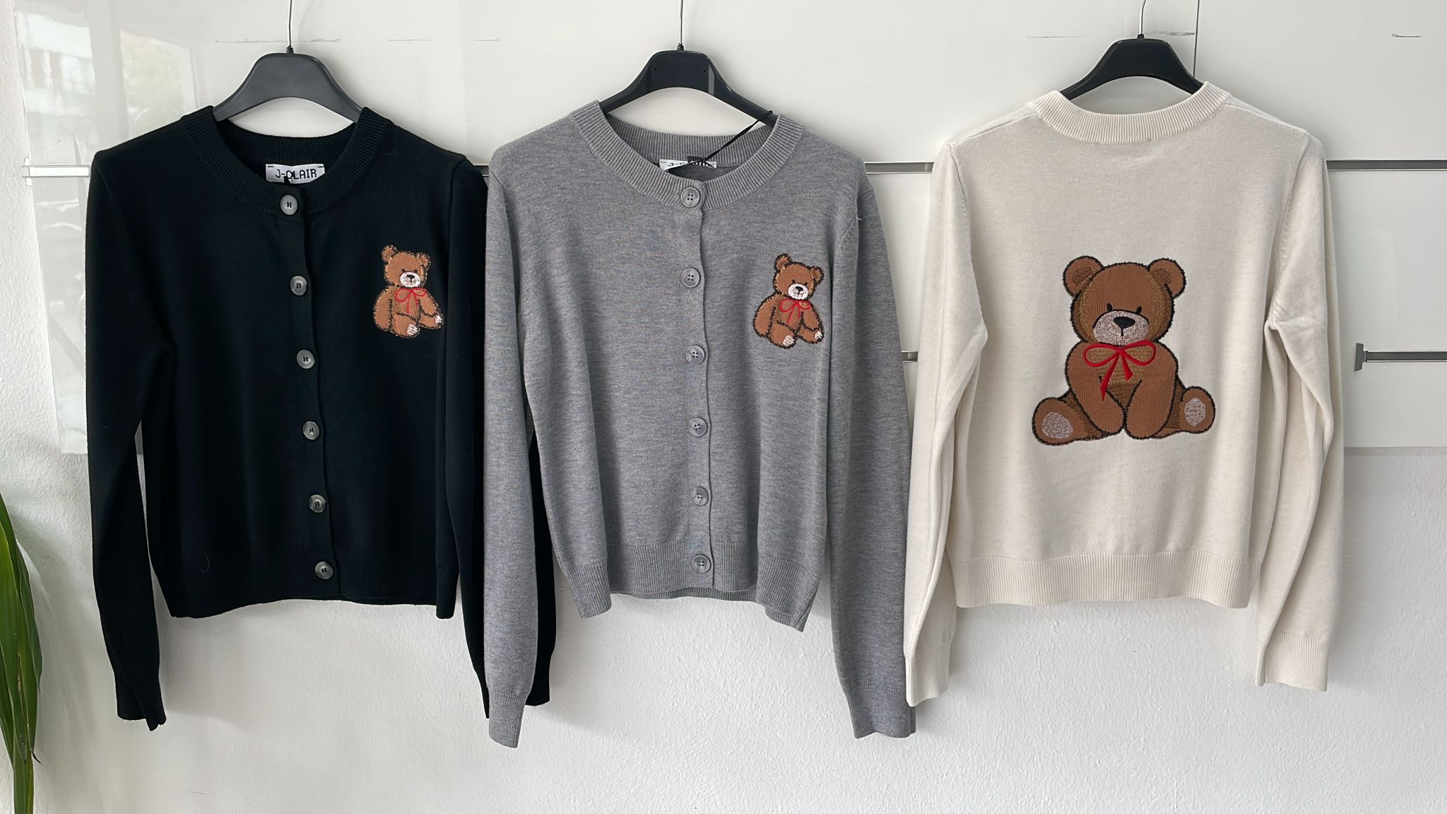 Joie Clair (J-Clair)