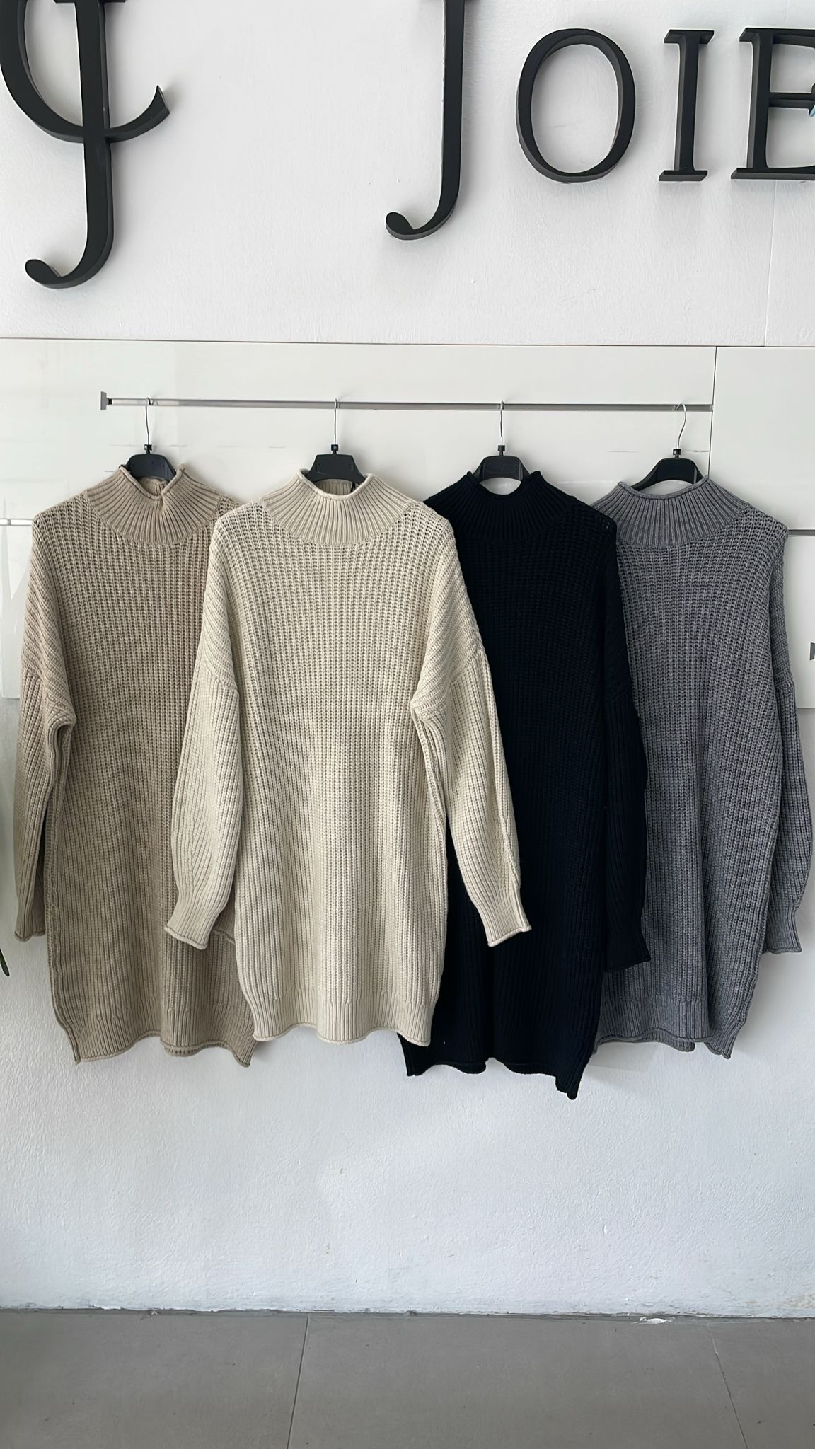 Joie Clair (J-Clair)