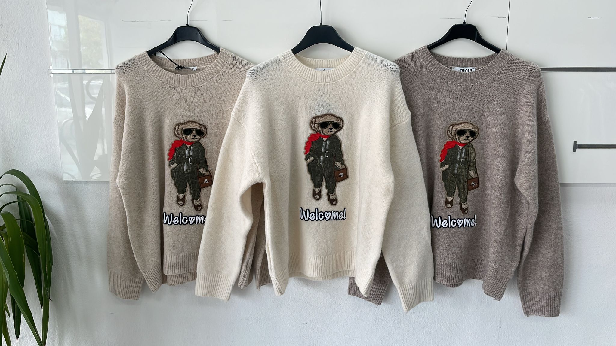 Joie Clair (J-Clair)