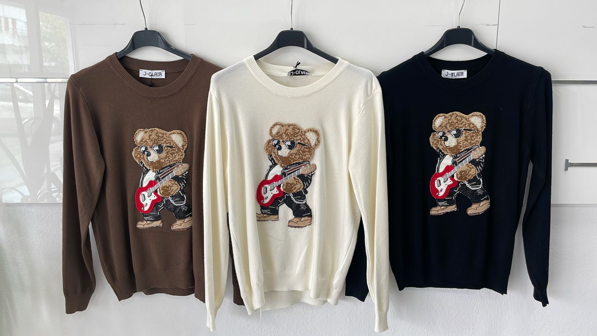 Joie Clair (J-Clair)