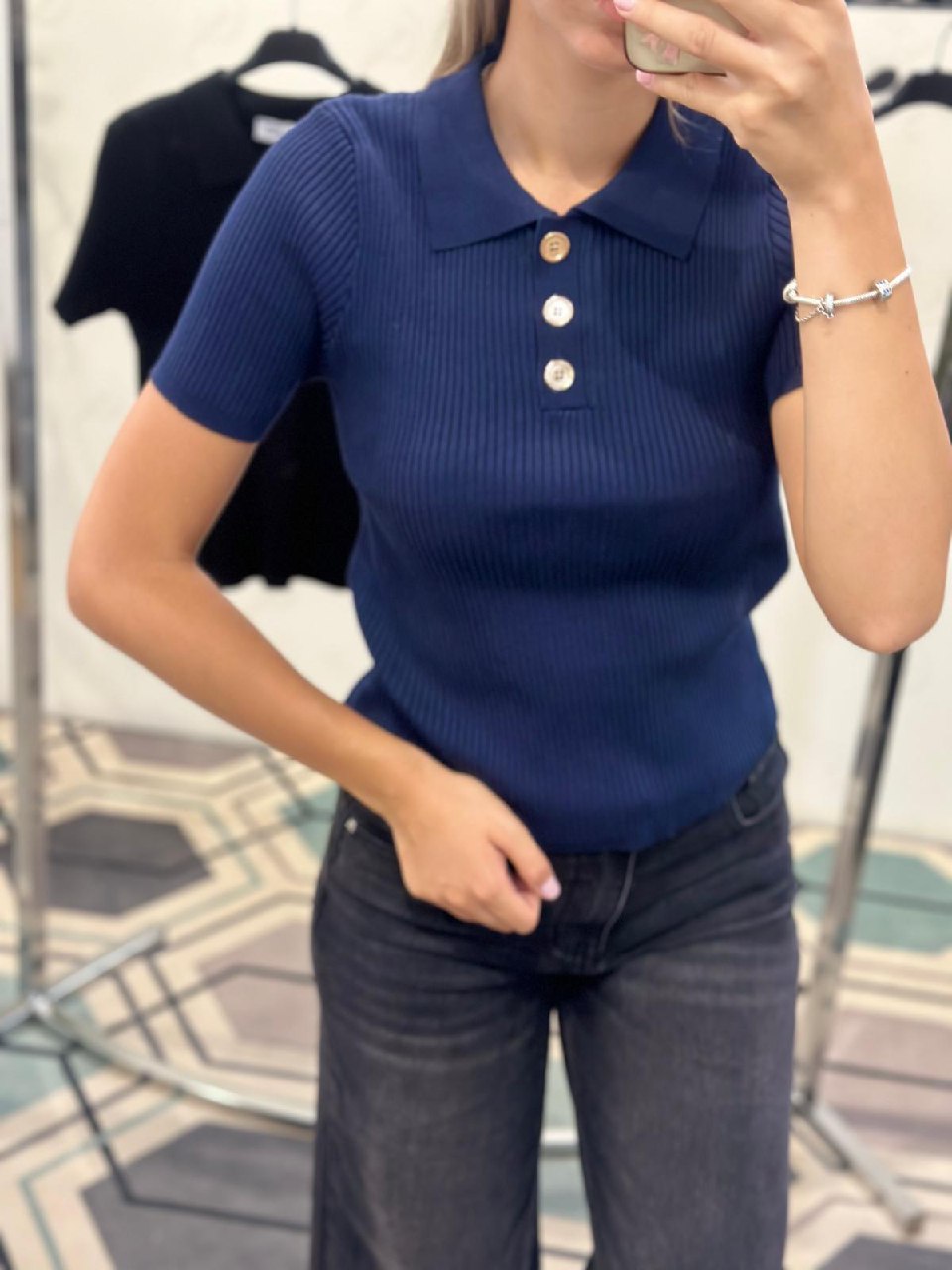 Joie Clair (J-Clair)