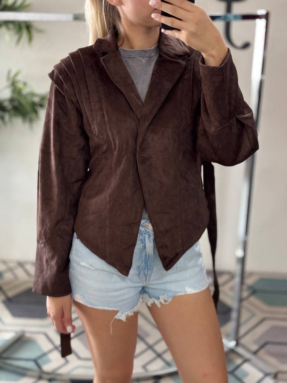 Joie Clair (J-Clair)