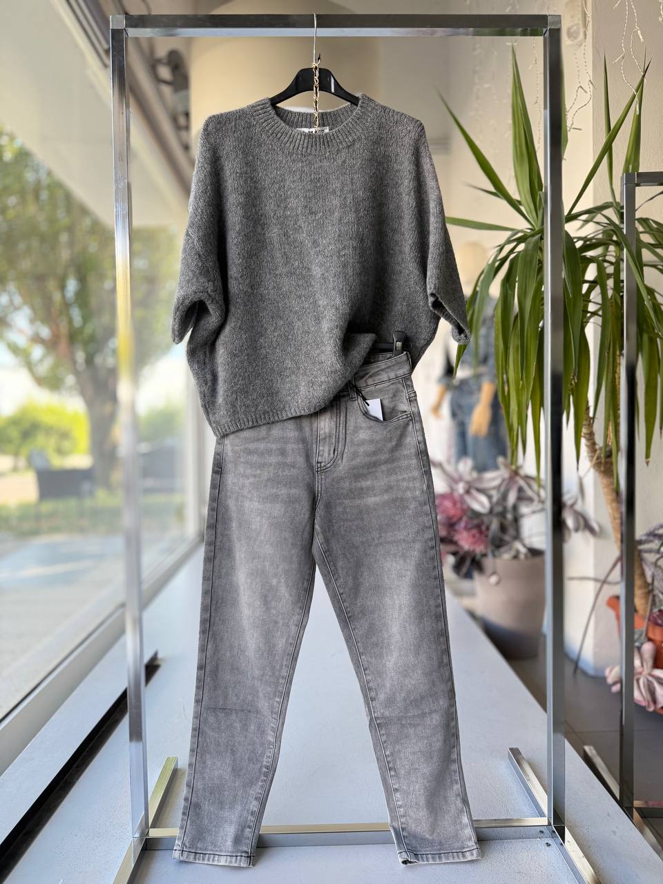 Joie Clair (J-Clair)