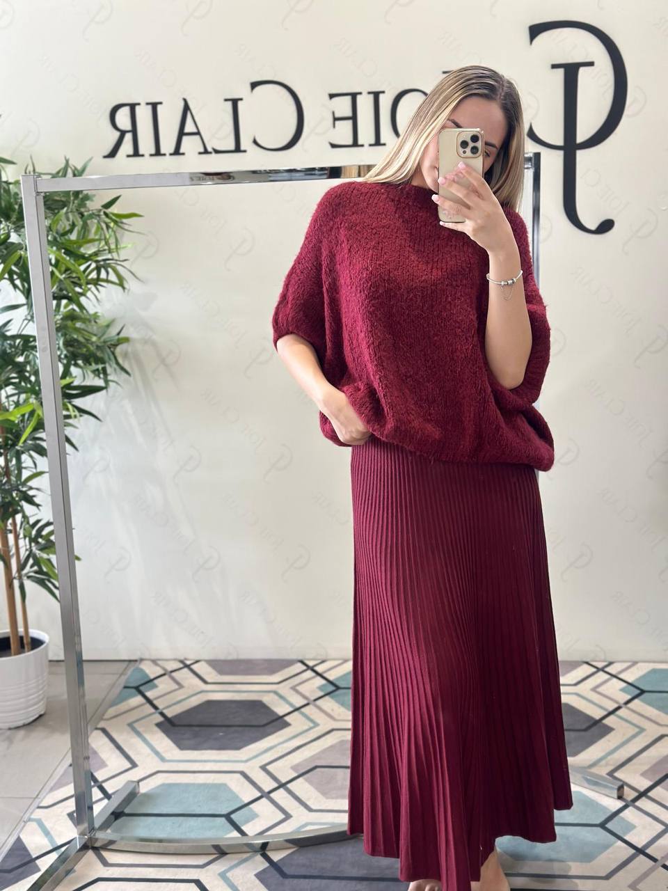 Joie Clair (J-Clair)