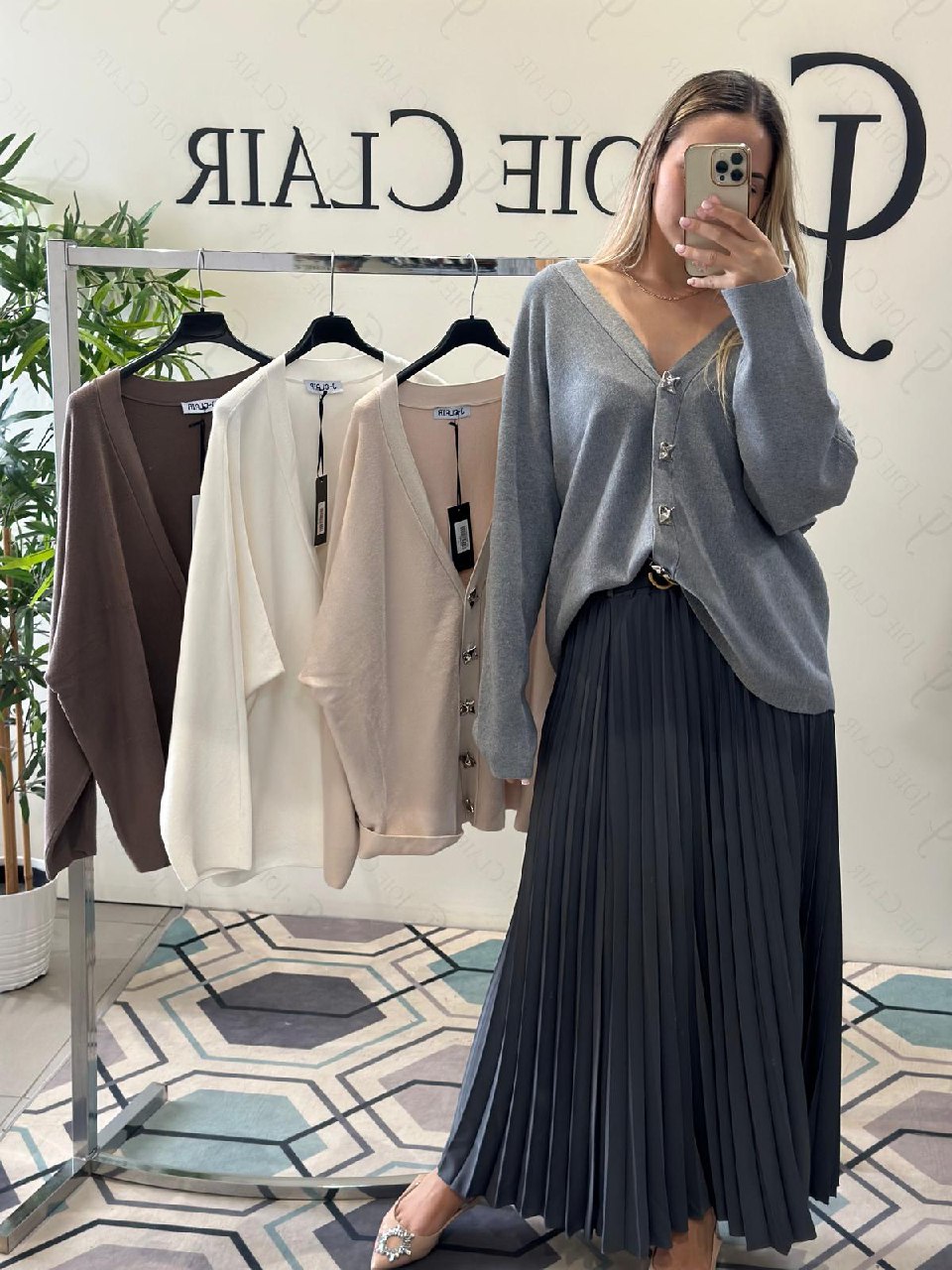 Joie Clair (J-Clair)