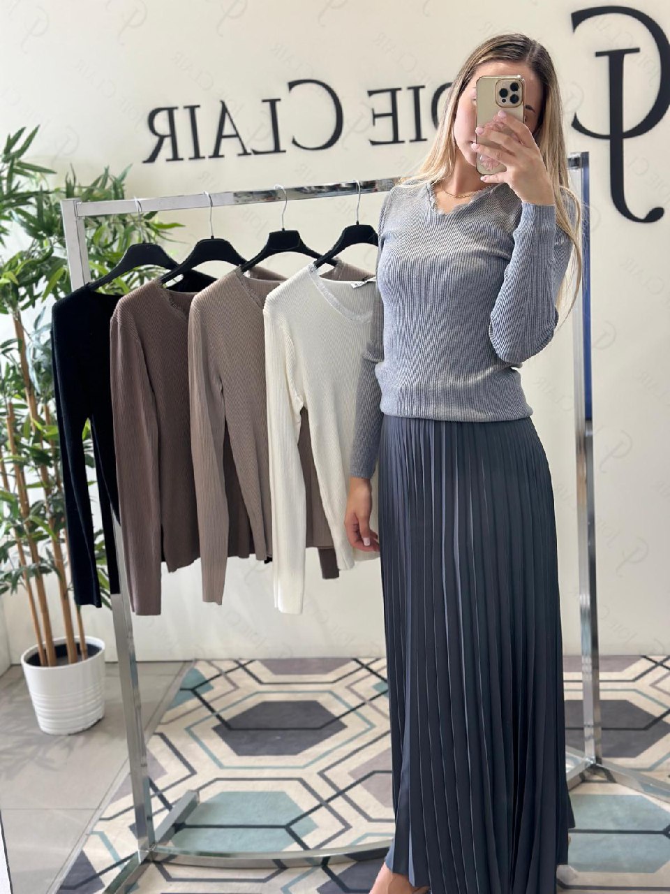 Joie Clair (J-Clair)