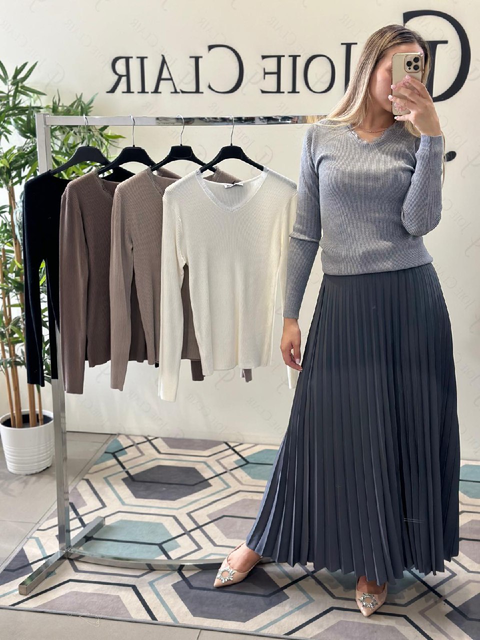 Joie Clair (J-Clair)