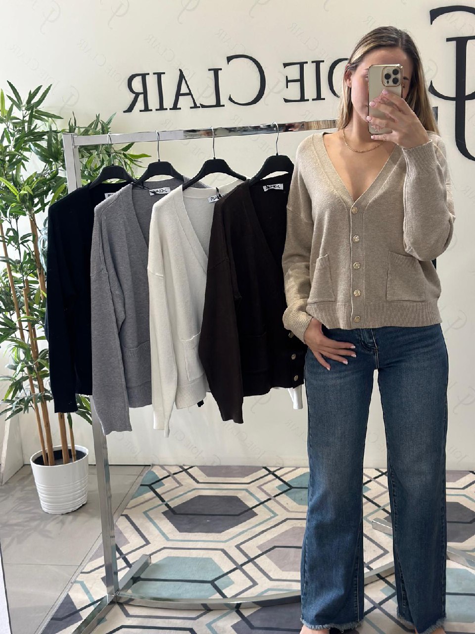 Joie Clair (J-Clair)