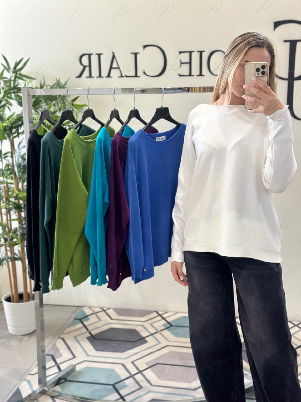 Joie Clair (J-Clair)