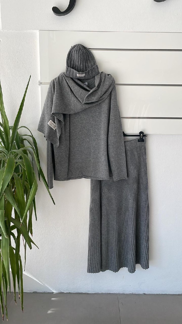 Joie Clair (J-Clair)