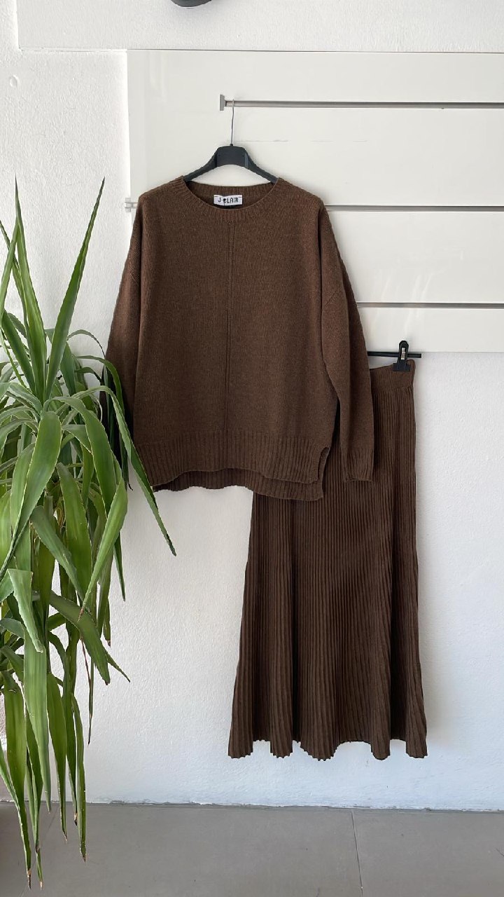 Joie Clair (J-Clair)