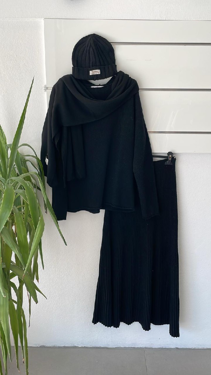 Joie Clair (J-Clair)