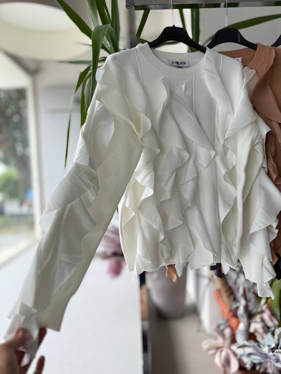 Joie Clair (J-Clair)