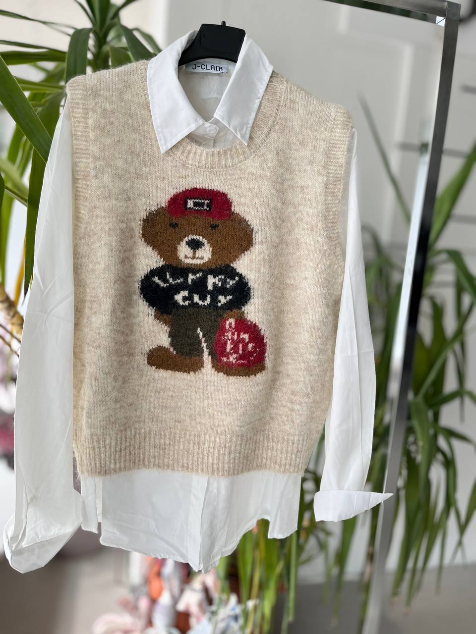 Joie Clair (J-Clair)